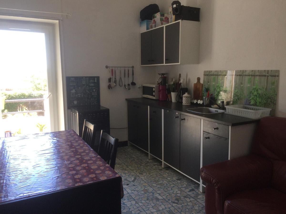 Appartement Sur Sommieres Jusqu'A 6 Personnes Kültér fotó